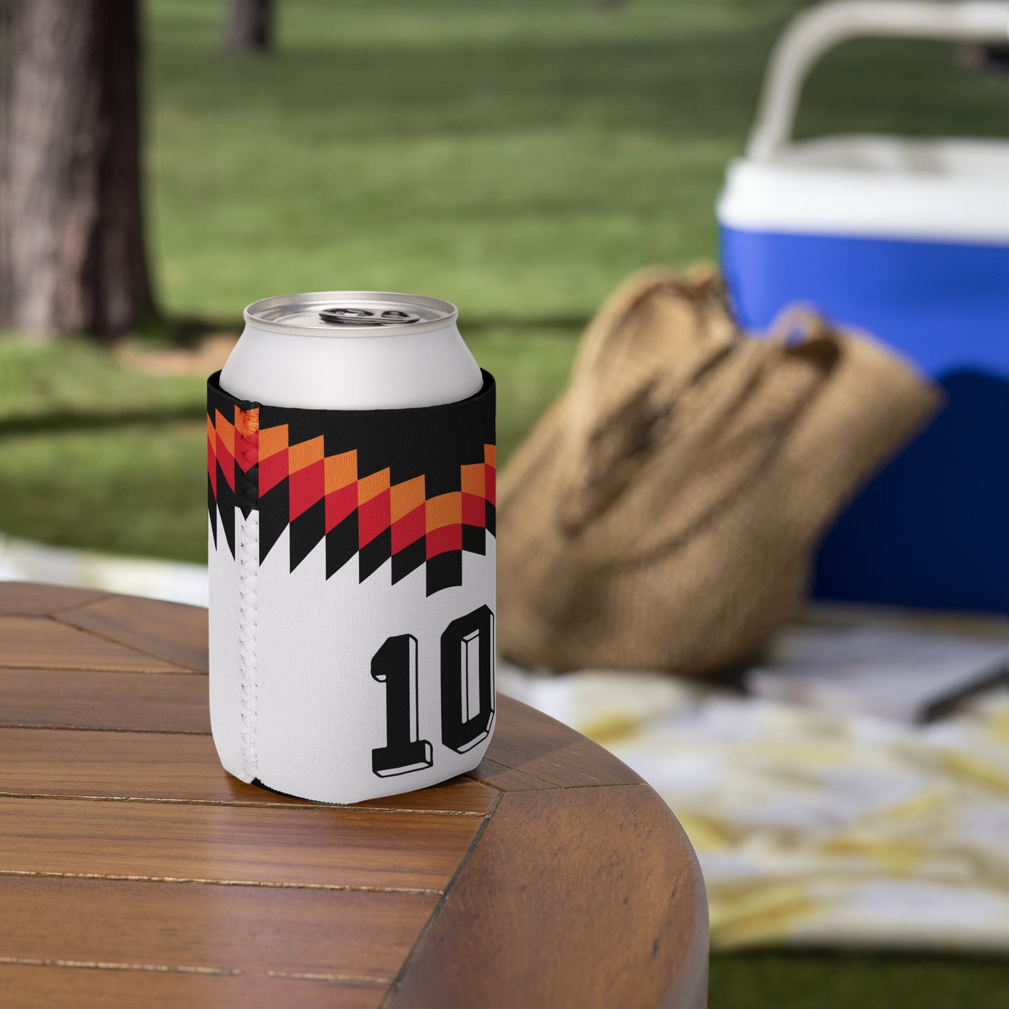 Germany 90s Retro Can Cooler Euro 24